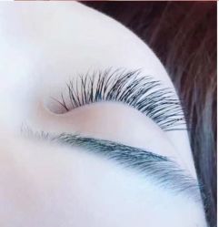 -爱美睫美甲会馆