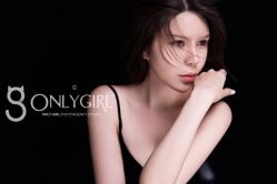-onlygirl摄影美学馆高端定制(江滩店)