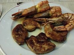 煎鹅肝煎海虾-广州花园酒店-凌璇阁360度高空海鲜自助餐CAROUSEL