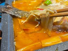 烤鱼蒜香味-串东家·好酒配好串(拱墅万达金街店)