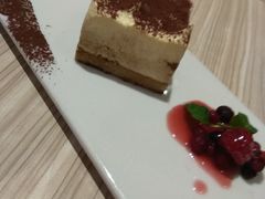 -必胜客(大坪英利店)