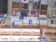 -光明眼镜·蔡司授权(九亭U天地店)