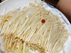 金针菇-小龙坎火锅(全球总店)
