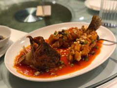 松子桂花鱼-杭州香格里拉·香宫中餐厅