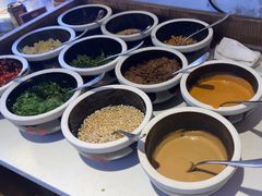 -热火朝天鲜切牛肉火锅(南强街巷店)