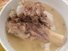 -周震馄饨