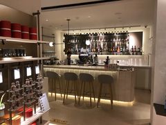 -théATRE 茶聚场(王府中環店)