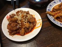 -爆炸头阿姨小四川正宗川味小吃(无任何分店)