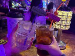-喜鹊音乐酒馆(西街店)