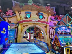 -卡通尼乐园(重庆南坪协信星光店)