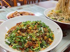 -杨大叔爱面子·四川小吃(岗头店)