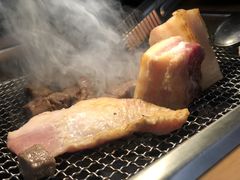 -肉甲韩国木炭烤肉(新壹街1店)