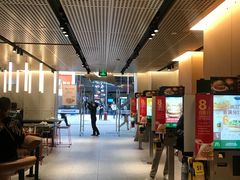 大堂-麦当劳(龙阳路店)