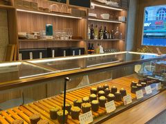 面包甜点陈列柜-发酵食堂(屏风街店)