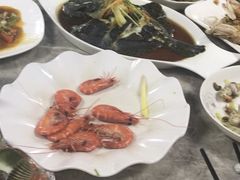 -四川小胡子海鲜(丁村万人海鲜广场店)