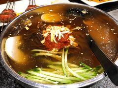 爆款现压冷面-白玉·朝鲜族烤串(南山店)