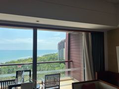 -三亚湾海居雅高铂尔曼度假酒店