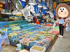 -霞涌市场海鲜摆卖区