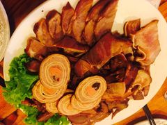 -闯关东东北农家菜(崂山石老人店)