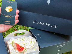 -白蘭BLANK(杭州湖滨银泰in77C区店)