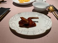 金牌妙龄乳鸽-新荣记(南京西路店)