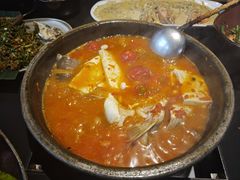 毛辣果酸汤鱼-Ameigo梅果·云贵川bistro(长宁来福士店)