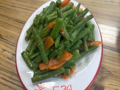 -陇上全荟兰州传统牛肉面(延吉路店)
