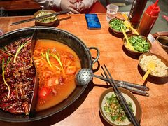 -周小明火锅(黑金冠社区店)