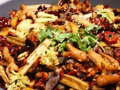 -明月麻辣香锅(昌黎县东大市场店)