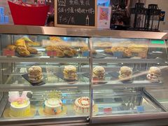 面包甜点陈列柜-美盛喜来登大酒店-盛宴标帜餐厅