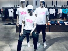 -URBAN REVIVO(西安Momopark店)