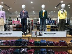 -优衣库(太原龙湖万达广场店)