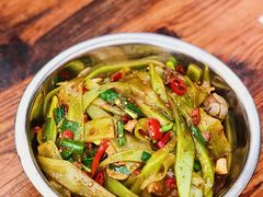 莴笋筒子骨-竹山里(锁石路店)