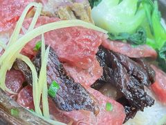 顺德腊味煲仔饭-正德顺順德雙皮奶(中信店)