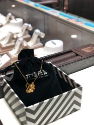 -六福珠寶(百联南方购物中心店)