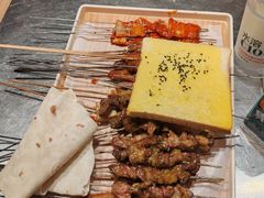 -绿地三只羊羊肉串(万科店)