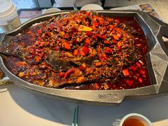 -江边城外烤全鱼(世茂广场店)