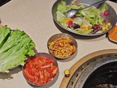 -蚂蚁洞·烤肉大营地(上海静安大悦城店)