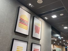 -麦当劳(轻轨曹杨路店)