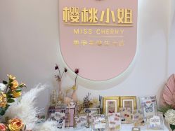 -花系美·美甲美睫精品店