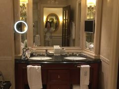 -广州富力丽思卡尔顿酒店