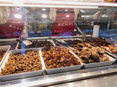 -鑫记婆婆兔·成都特产·兔头手撕兔(太古里店)