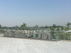 -南京眼步行桥