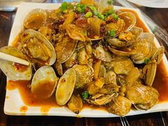 -亮亮烧烤(积玉桥总店)