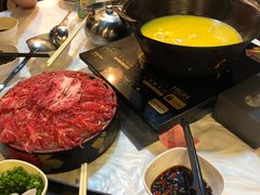 -鲜入围煮花胶鸡海鲜火锅