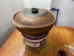 -威邵鸡煲(西华路总店)