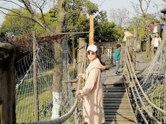 -田园东方蜜桃村的田野营地