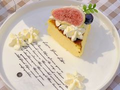 烤芝士蛋糕-萤火虫咖啡(后海店)
