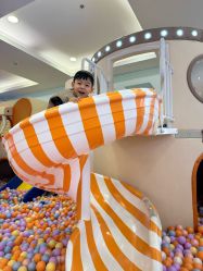 -KOTM游乐园(太阳宫凯德mall店)