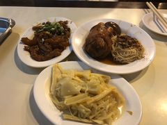 -阿水狮猪脚大王(台中公园店)